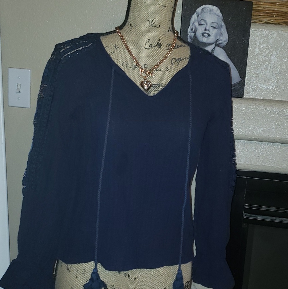 Navy blue top